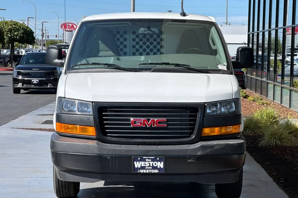 2025 GMC Savana Cargo Work Van - Photo 6