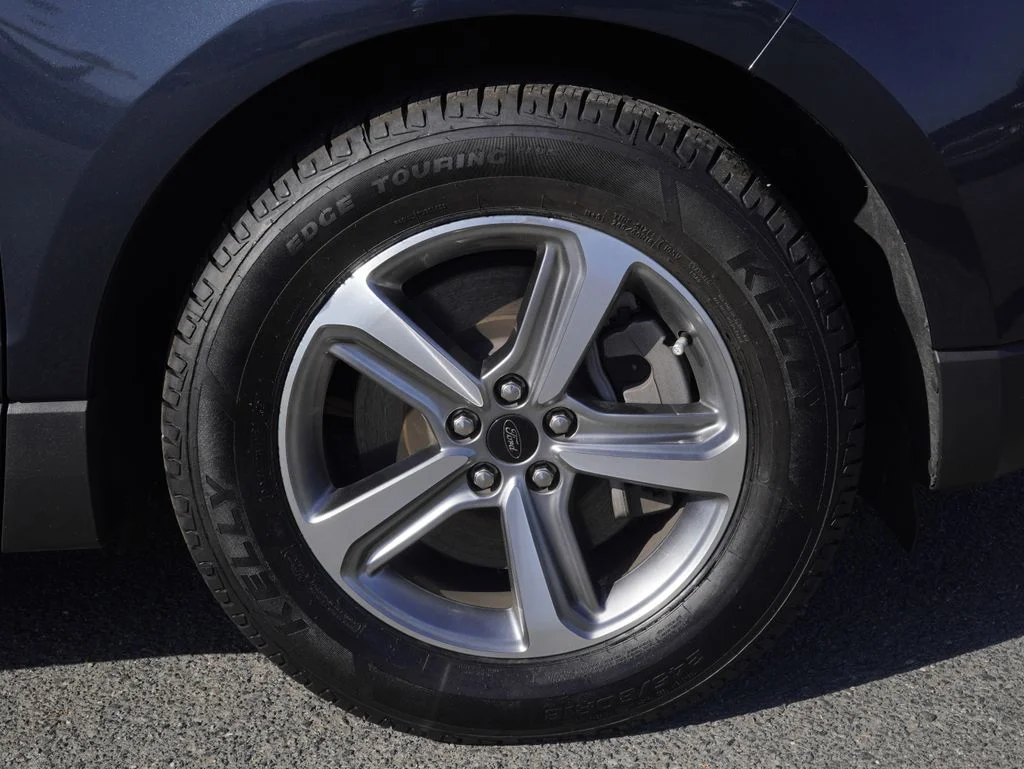 2023 Ford Edge SEL - Photo 9