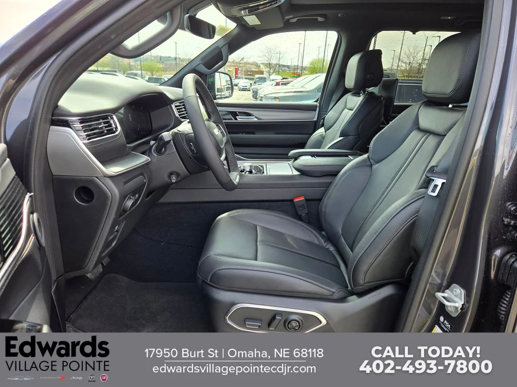 New 2026 Baltic Gray Metallic Clearcoat Jeep Limited Reserve image 13