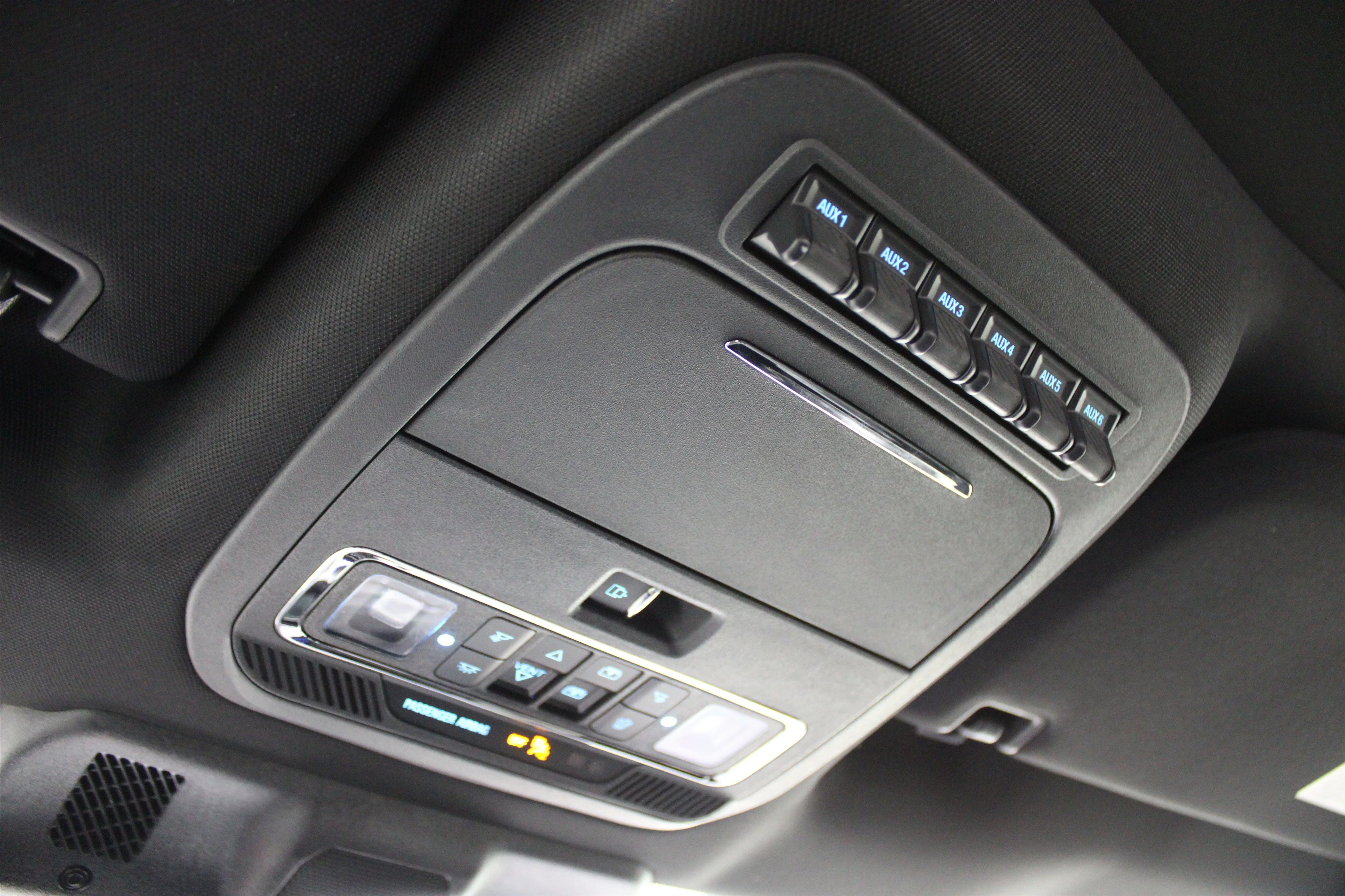 Used 2022 ORANGE Ford Raptor image 19