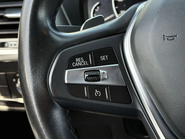 Used 2020 Gray BMW sDrive30i image 10