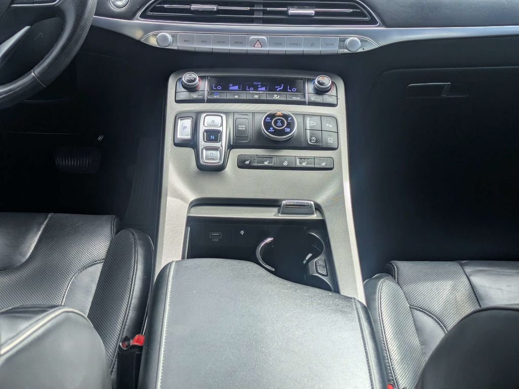 Used 2021 Green Hyundai Calligraphy image 21