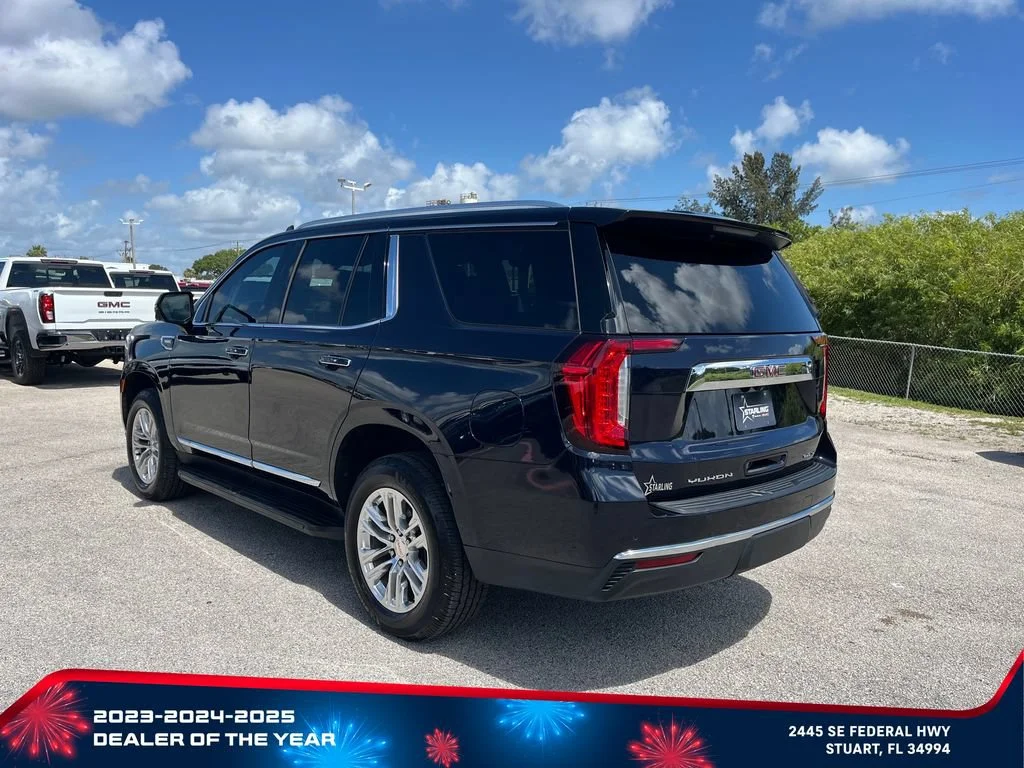 Used 2021 MIDNIGHT BLUE METALLIC GMC SLT image 5
