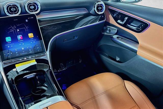 New 2026 Verde Silver Metallic Mercedes-Benz GLC 300 image 51