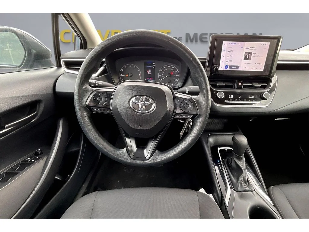 Used 2024  Toyota LE image 5