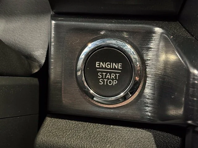 Used 2025 Red Ford Lariat image 14