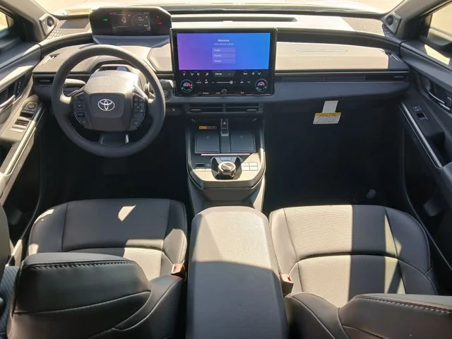 New 2026 Wind Chill Pearl with Midnight Black Metallic roof Toyota Limited image 20