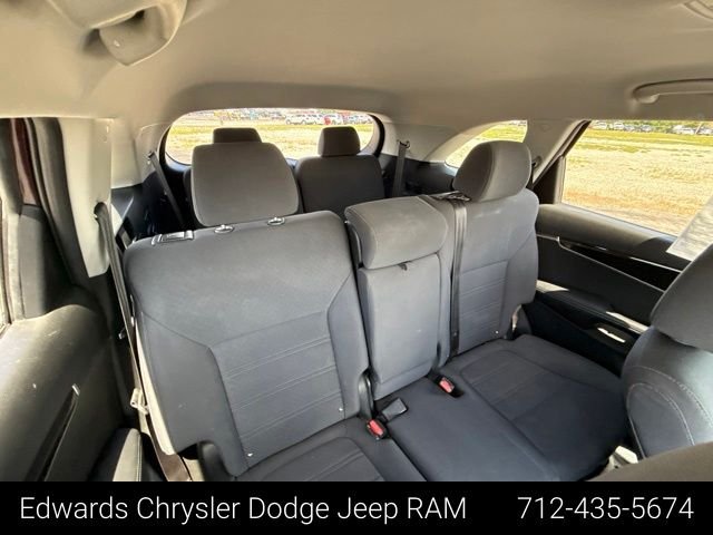 Used 2019 Purple Kia LX image 34