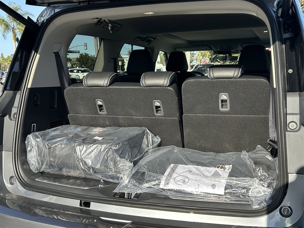 2026 INFINITI QX80 Luxe - Photo 13