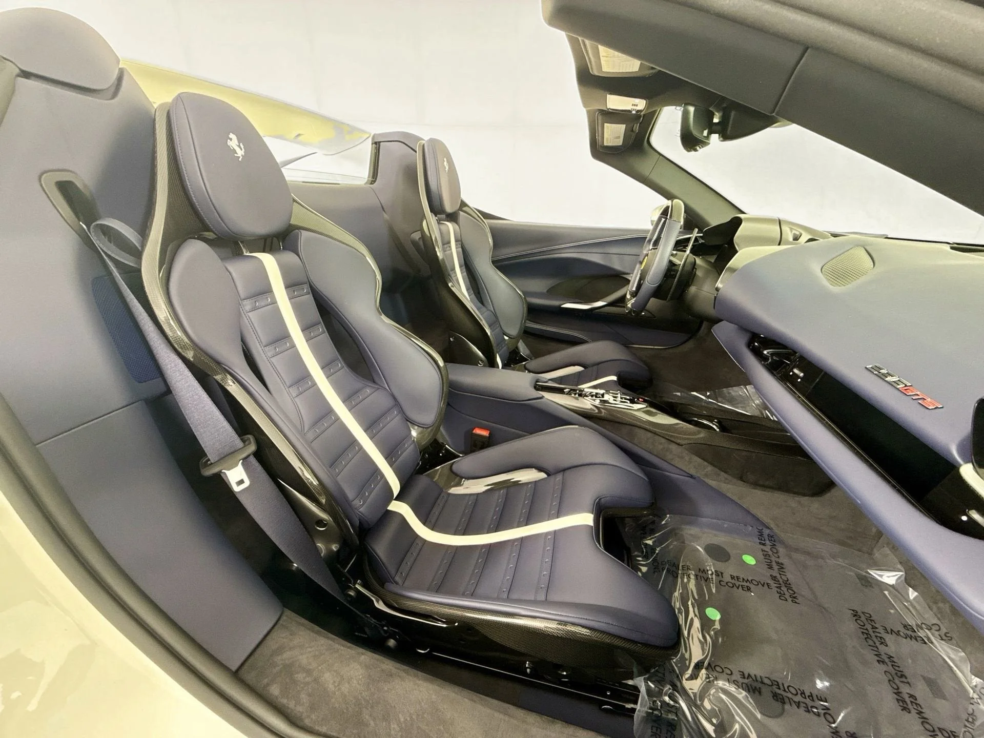 Certified Used 2025 Bianco Avus Ferrari  image 21