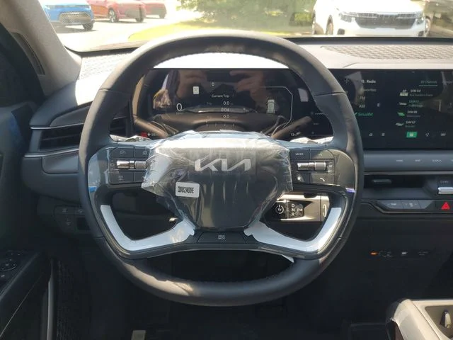 2026 Kia EV9 Light - Photo 10