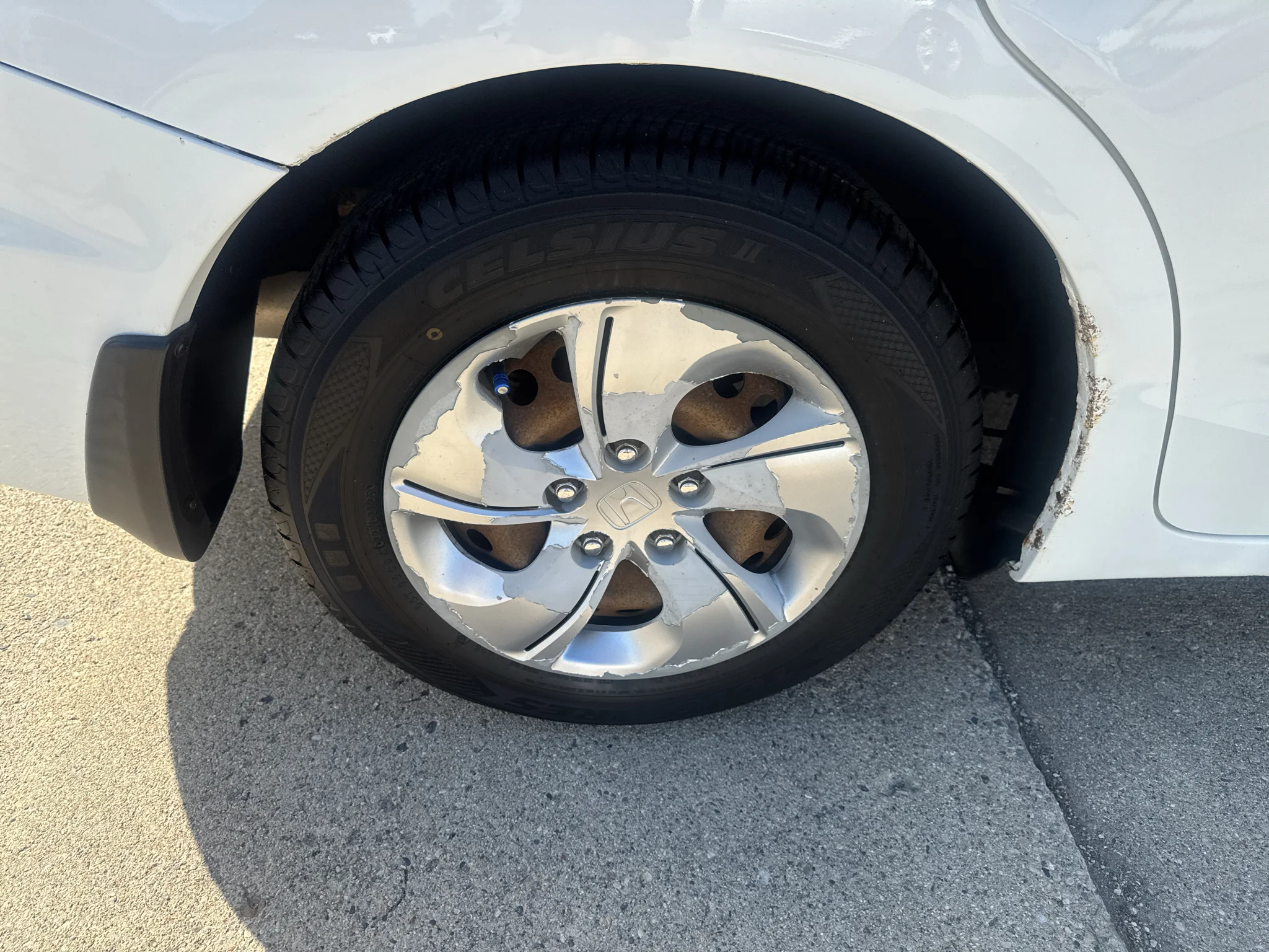 Used 2014 Taffeta White Honda LX image 11