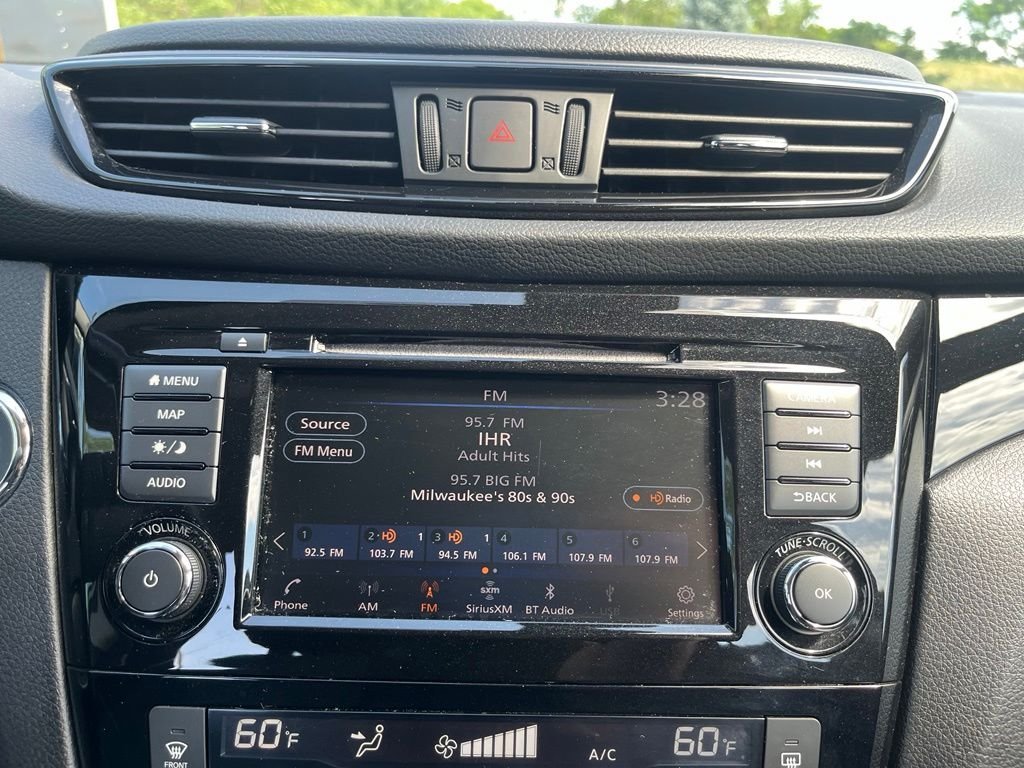 Used 2019 Gray Nissan SV image 17