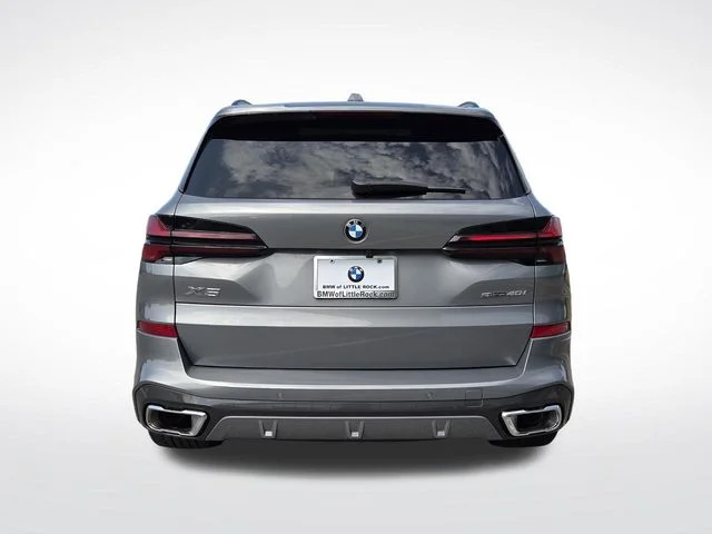 Used 2025 Gray BMW sDrive40i image 8