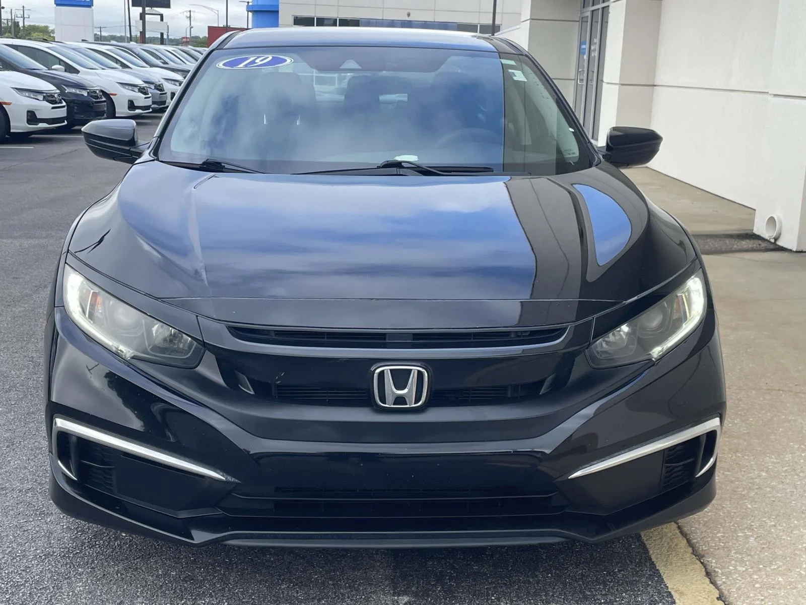 Used 2019 Crystal Black Pearl Honda LX CVT image 5