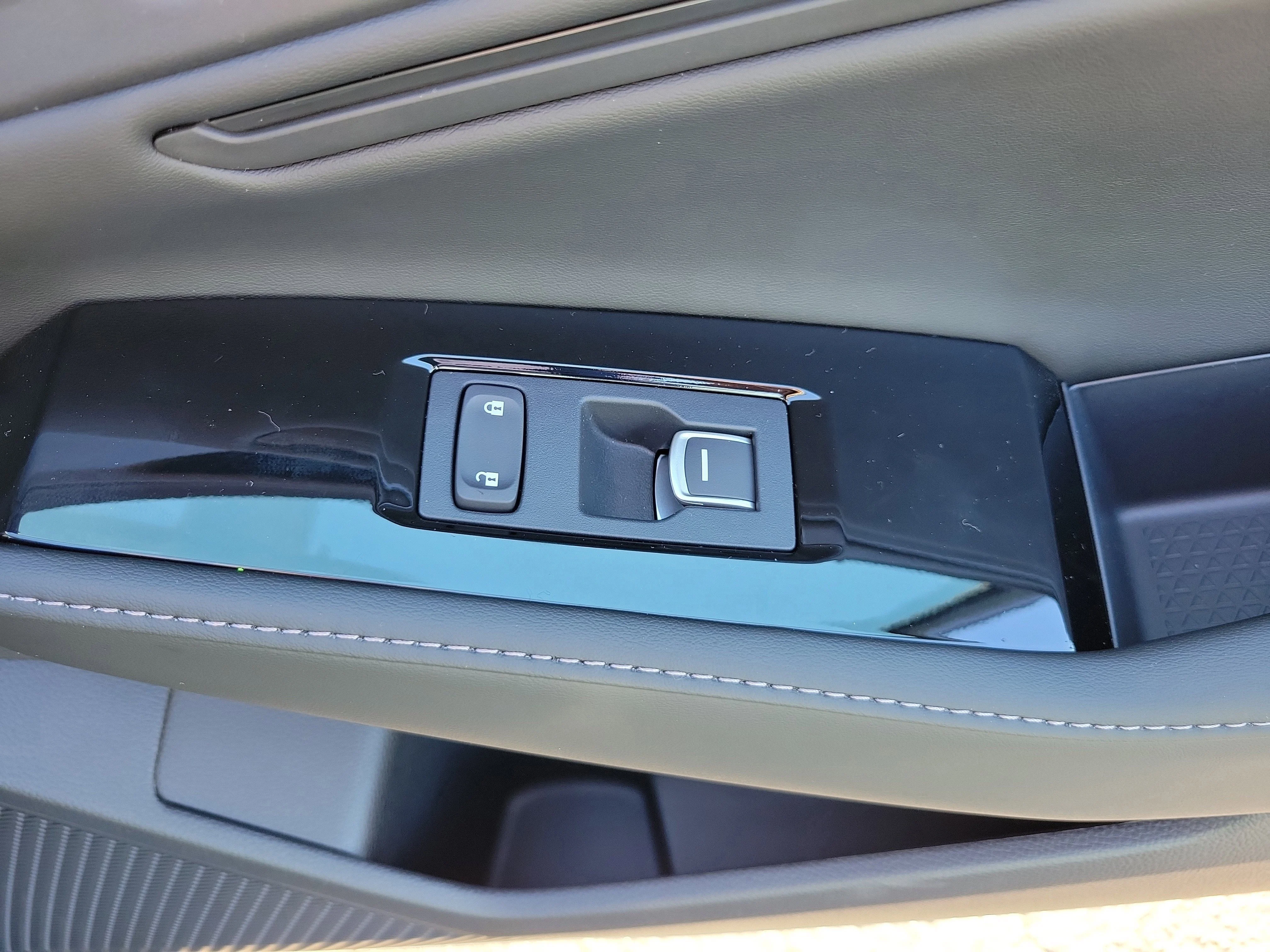 2026 Honda Accord Hybrid Touring - Photo 14