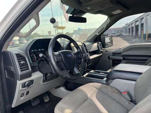 Used 2019 White Ford XLT image 5