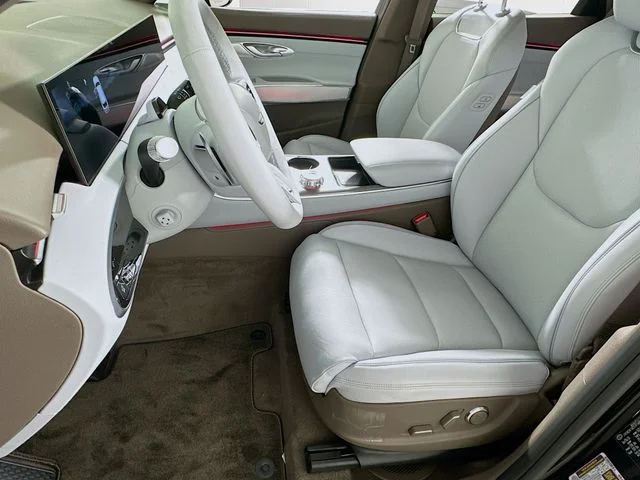New 2026 Black Genesis 2.5T Advanced image 10