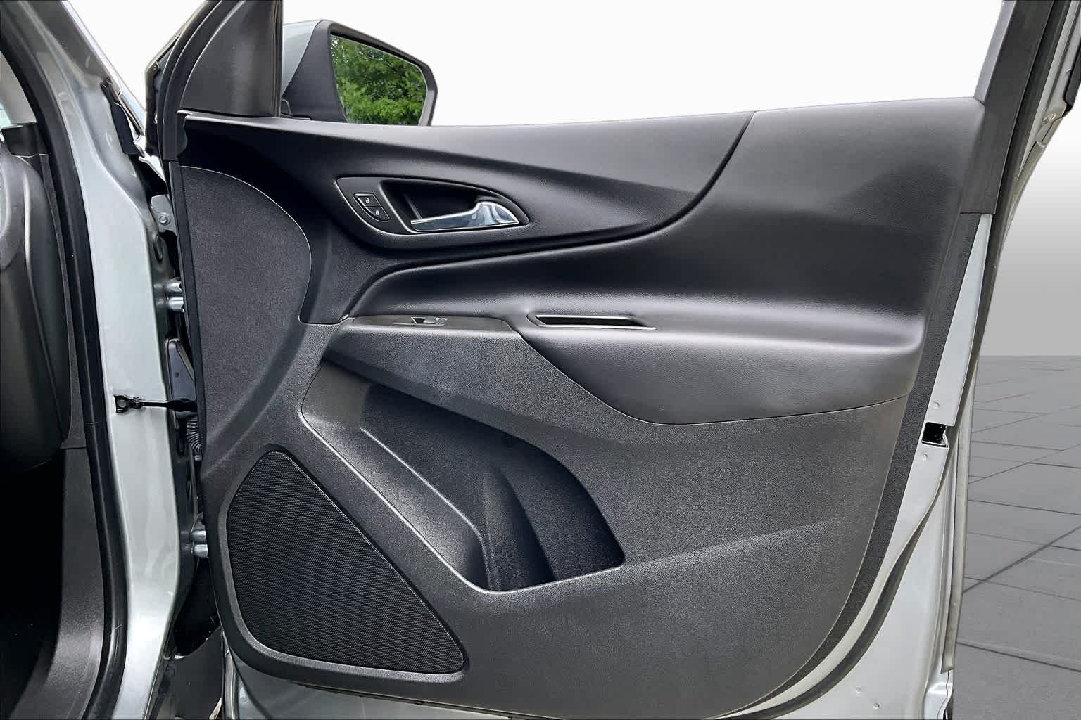 Used 2023 Sterling Gray Metallic Chevrolet LT image 21