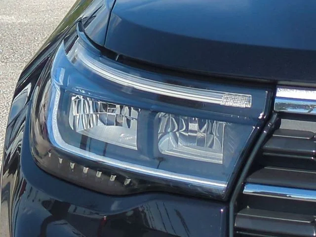 New 2026 Agate Black Metallic Ford Active 100A image 10