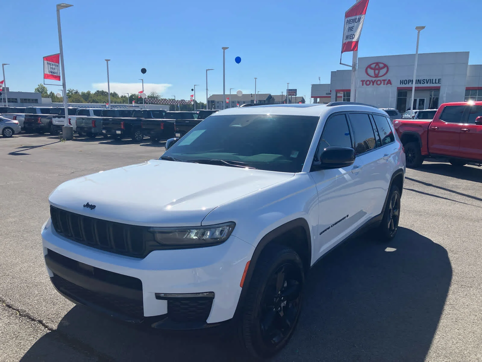 Used 2025 Bright White Clearcoat Jeep Limited image 3