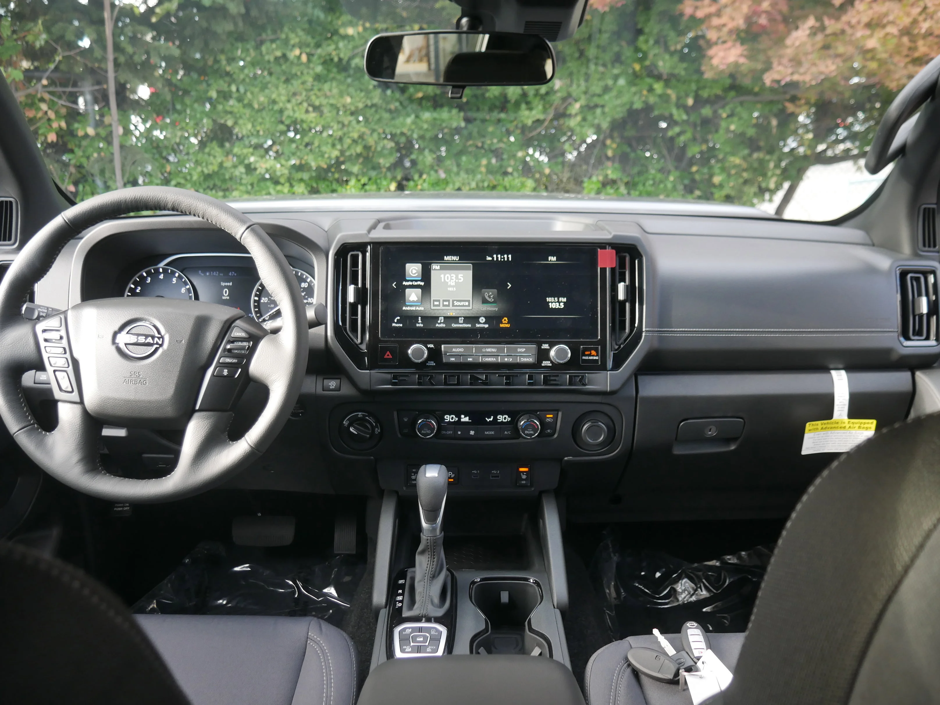 2026 Nissan Frontier SV - Photo 9