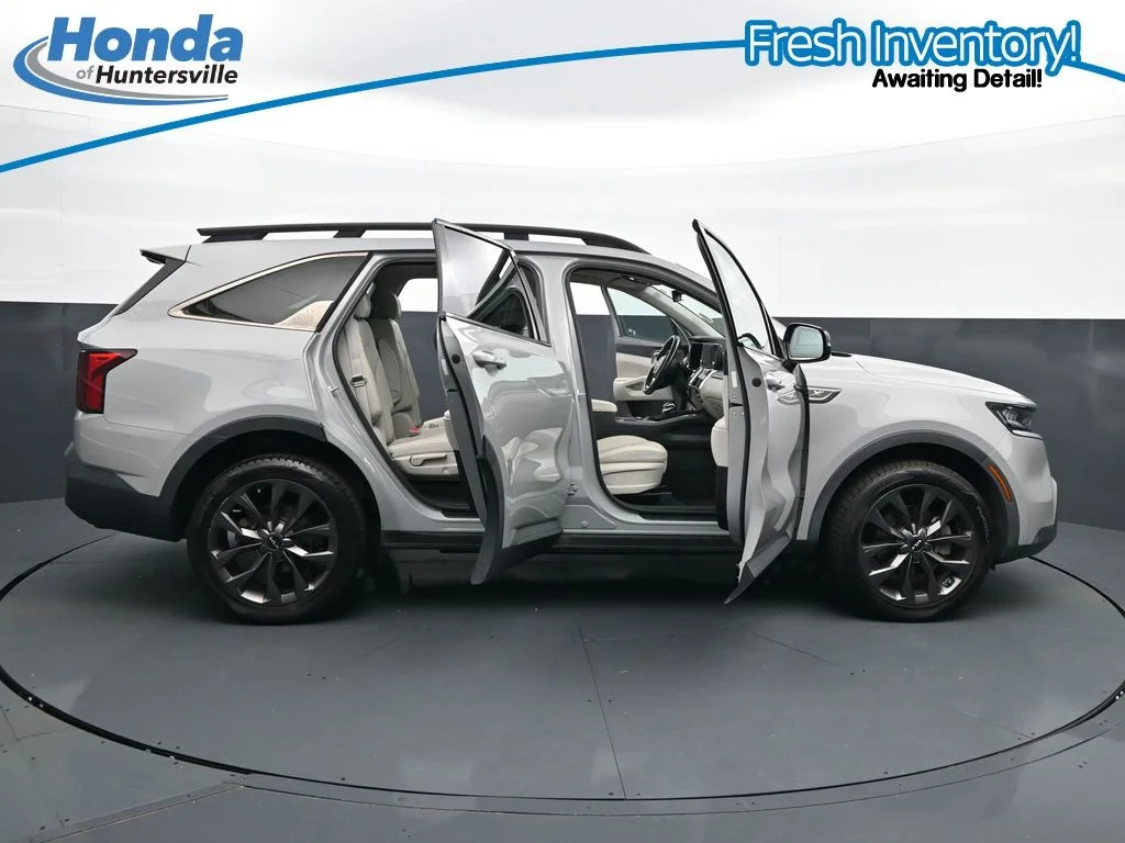 Used 2022 Gray Kia X-Line EX image 43