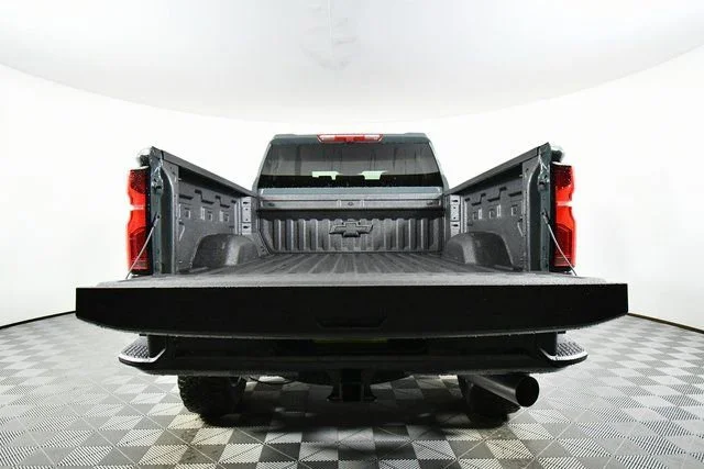 Used 2026 Cypress Gray Chevrolet LT image 26