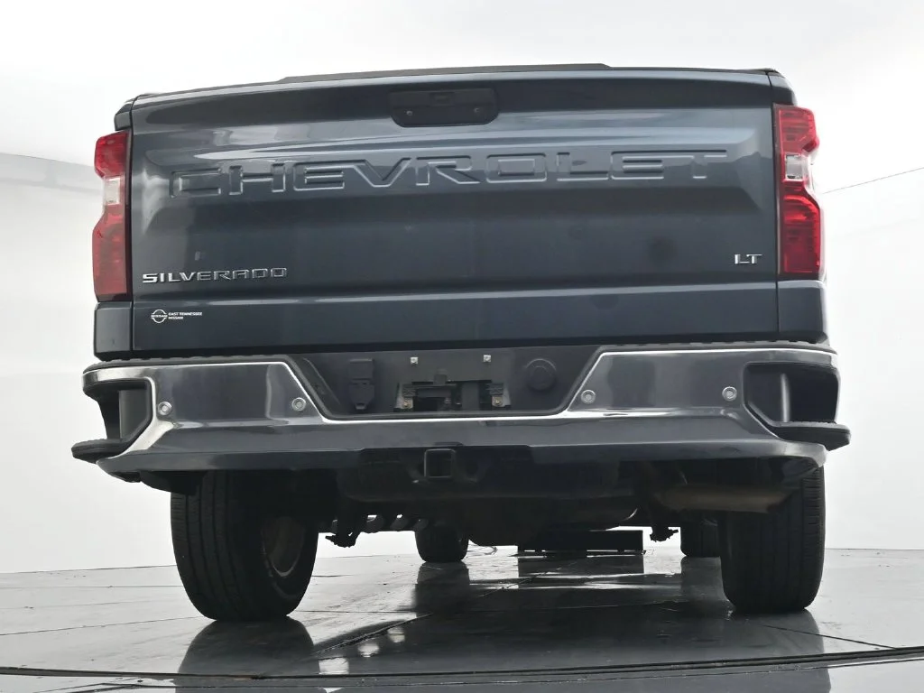 Used 2020 Gray Chevrolet LT image 20