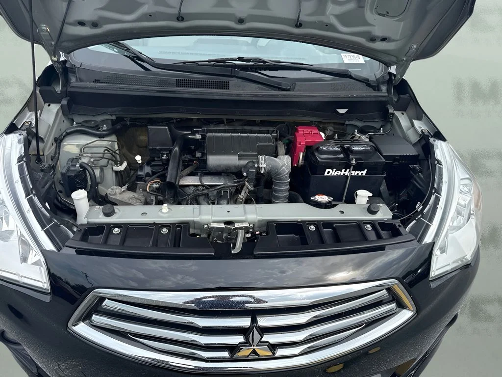Used 2019 Black Mitsubishi ES image 16