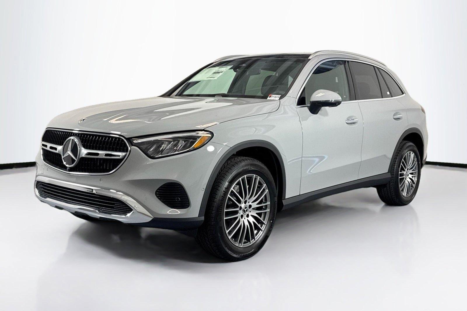 New 2026 Manufaktur Alpine Grey Mercedes-Benz GLC 300 image 1