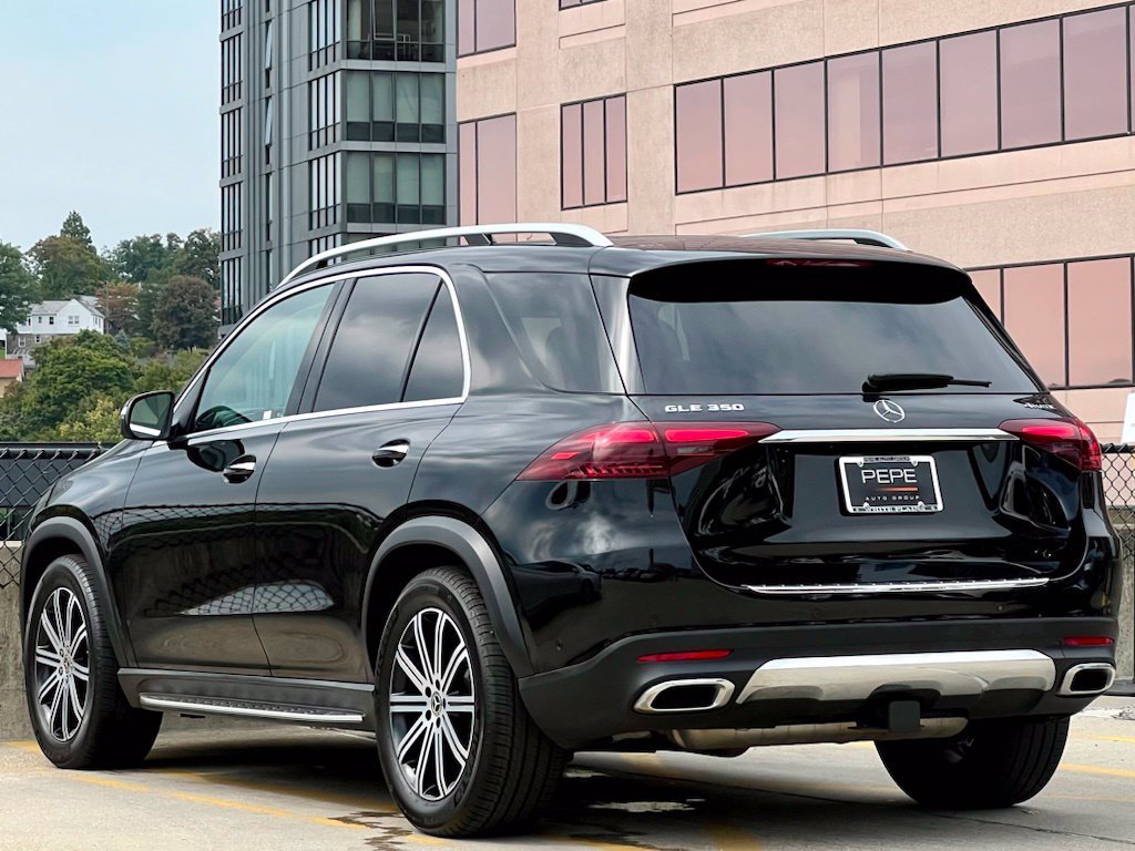 Certified Used 2024  Mercedes-Benz GLE 350 image 4