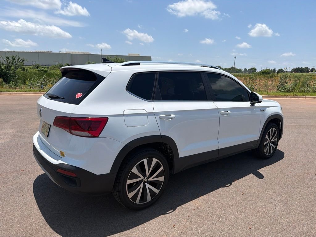 Used 2023 Pure White Volkswagen 1.5T SE image 6
