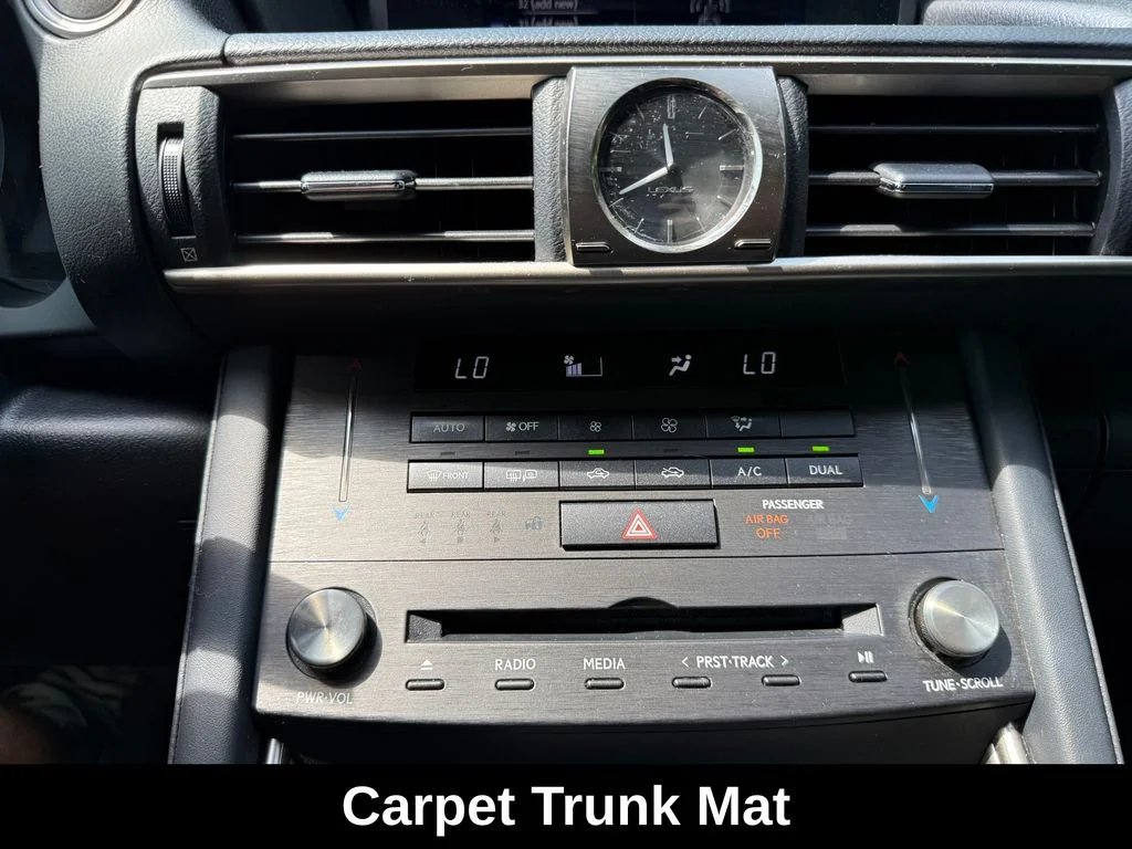 Used 2019 White Lexus 300 image 23