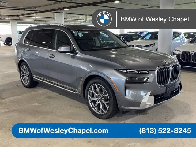 2023 BMW X7 xDrive40i's photo