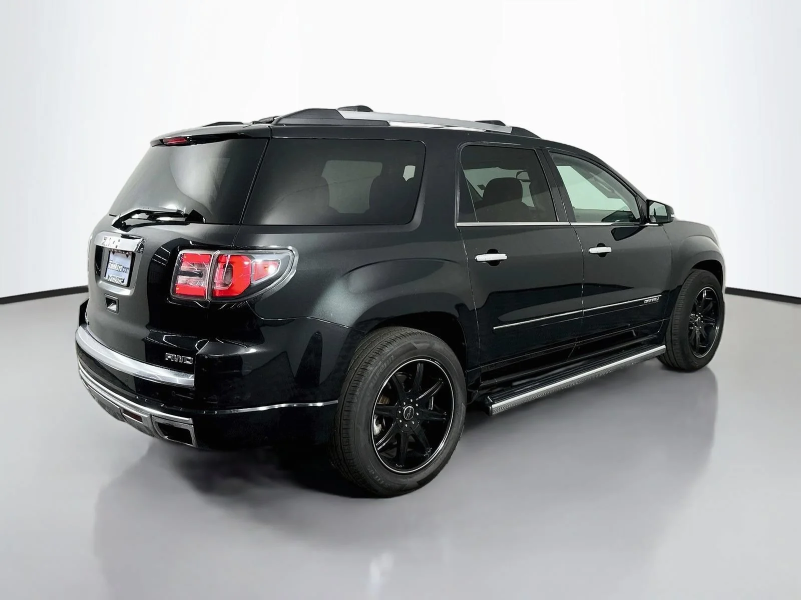 Used 2015 CARBON BLACK METALLIC GMC Denali image 8