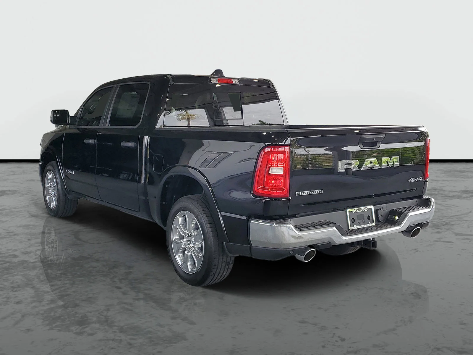 New 2026 Diamond Black Crystal Pearl-Coat Exterior Paint RAM Big Horn image 2