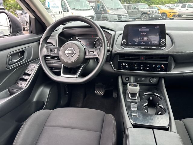 Used 2024 White Nissan S image 11