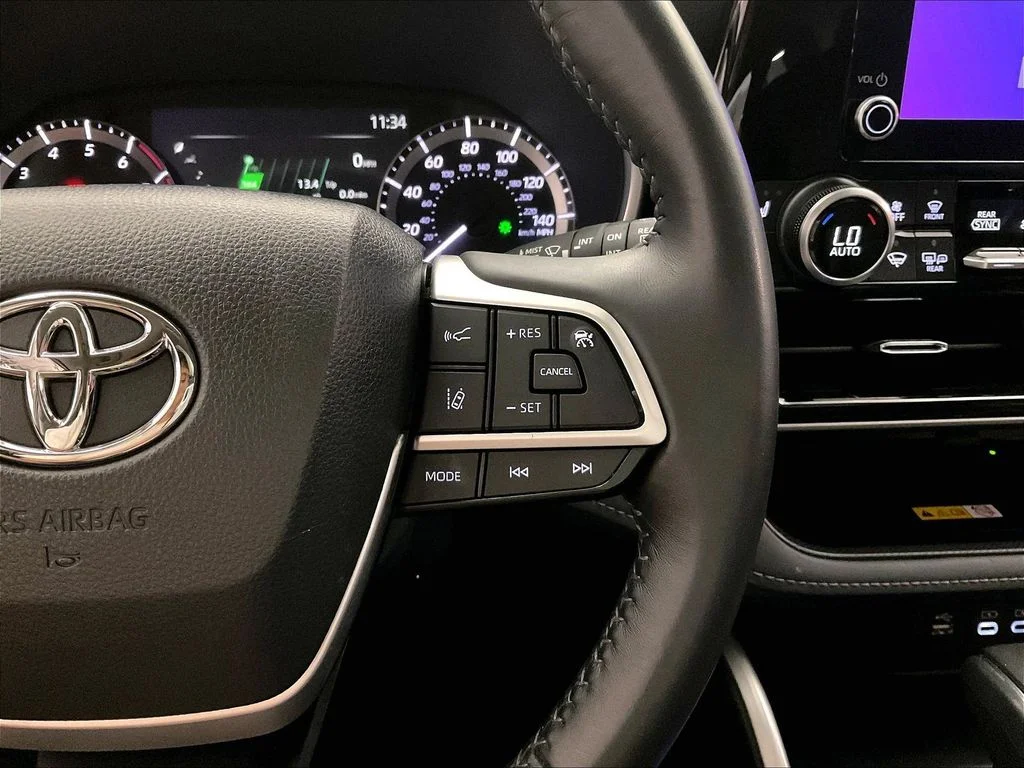 Used 2024 Black Toyota XLE image 23
