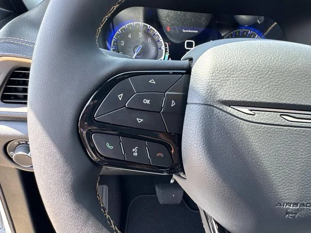 New 2027 White Chrysler Pinnacle image 25
