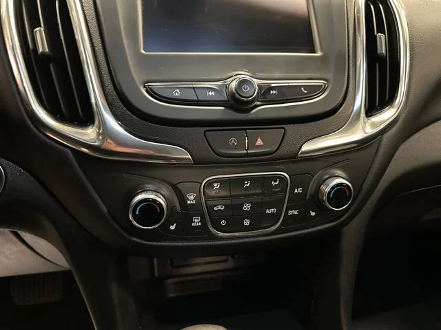 Used 2024 Gray Chevrolet LT image 19