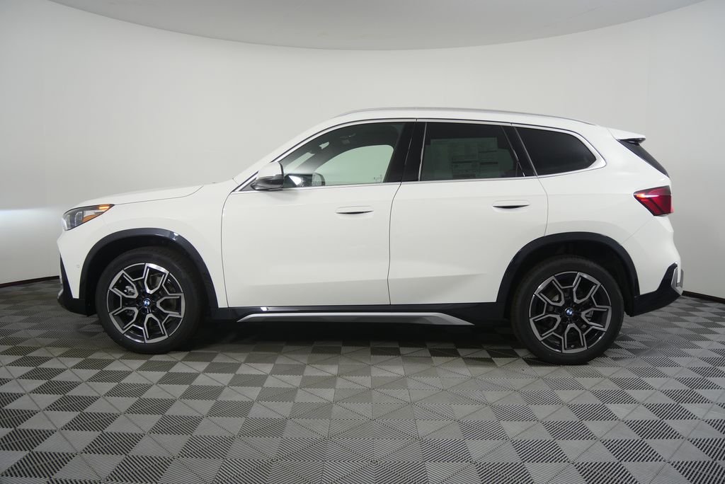 New 2026 Alpine White BMW xDrive28i image 6