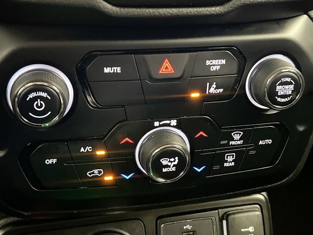2023 Jeep Renegade Latitude - Photo 24