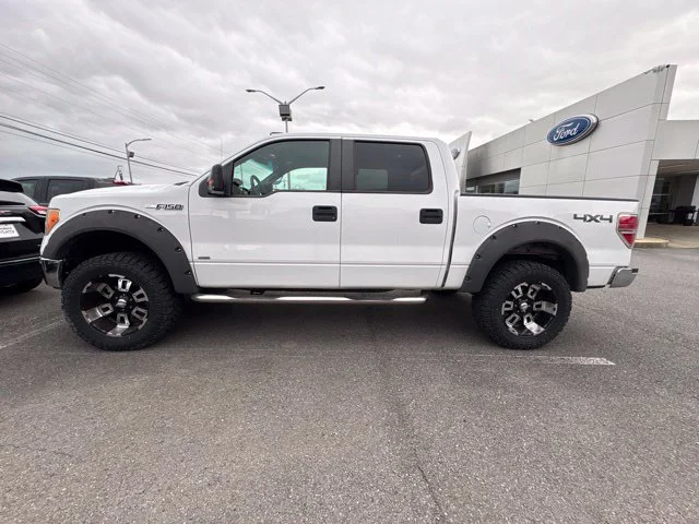 Used 2011 White Ford XLT image 4
