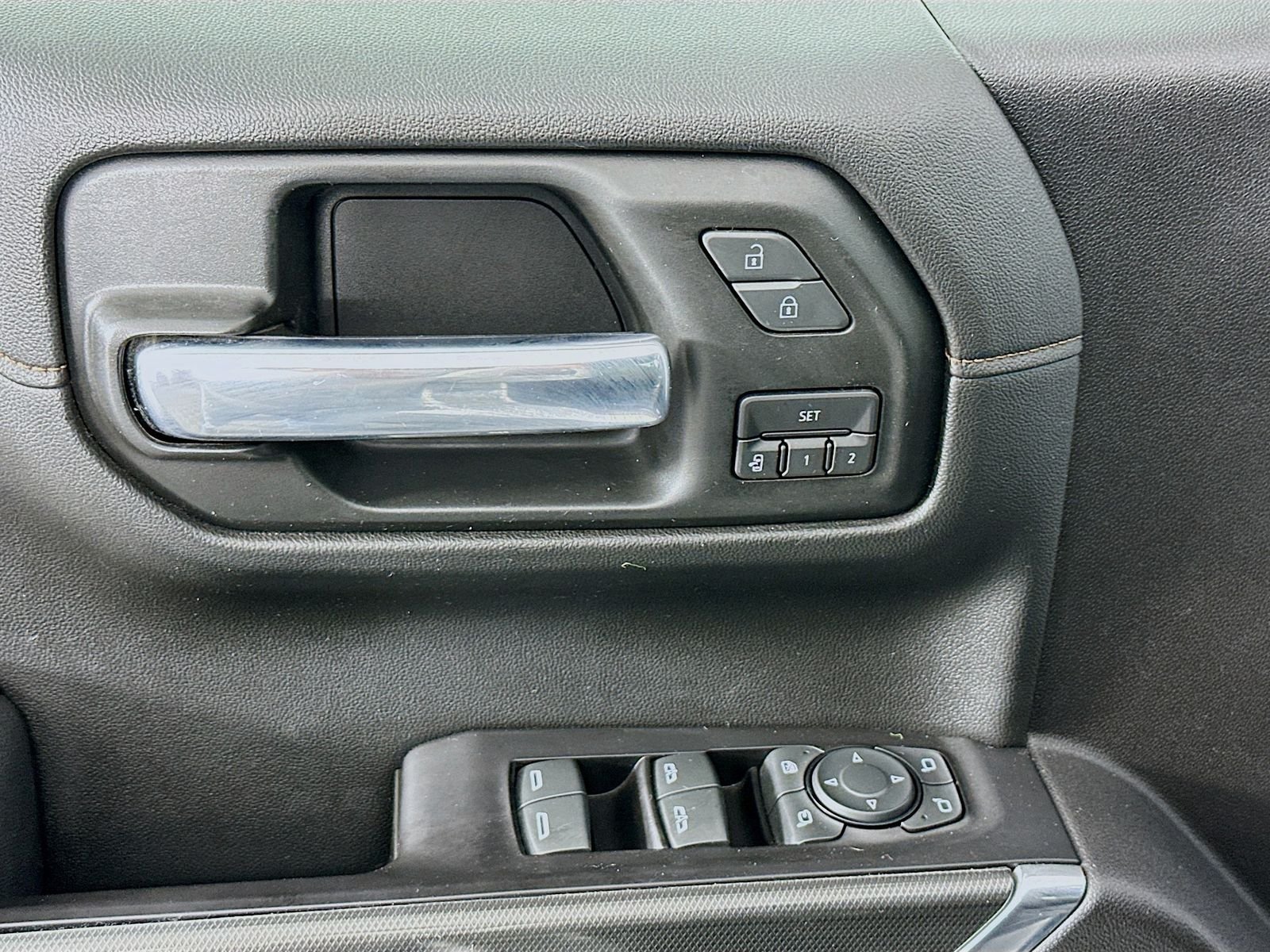 Used 2020 Summit White GMC AT4 image 21