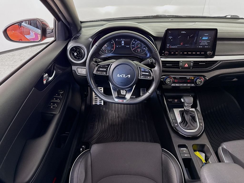 2022 Kia Forte GT-Line photo 4