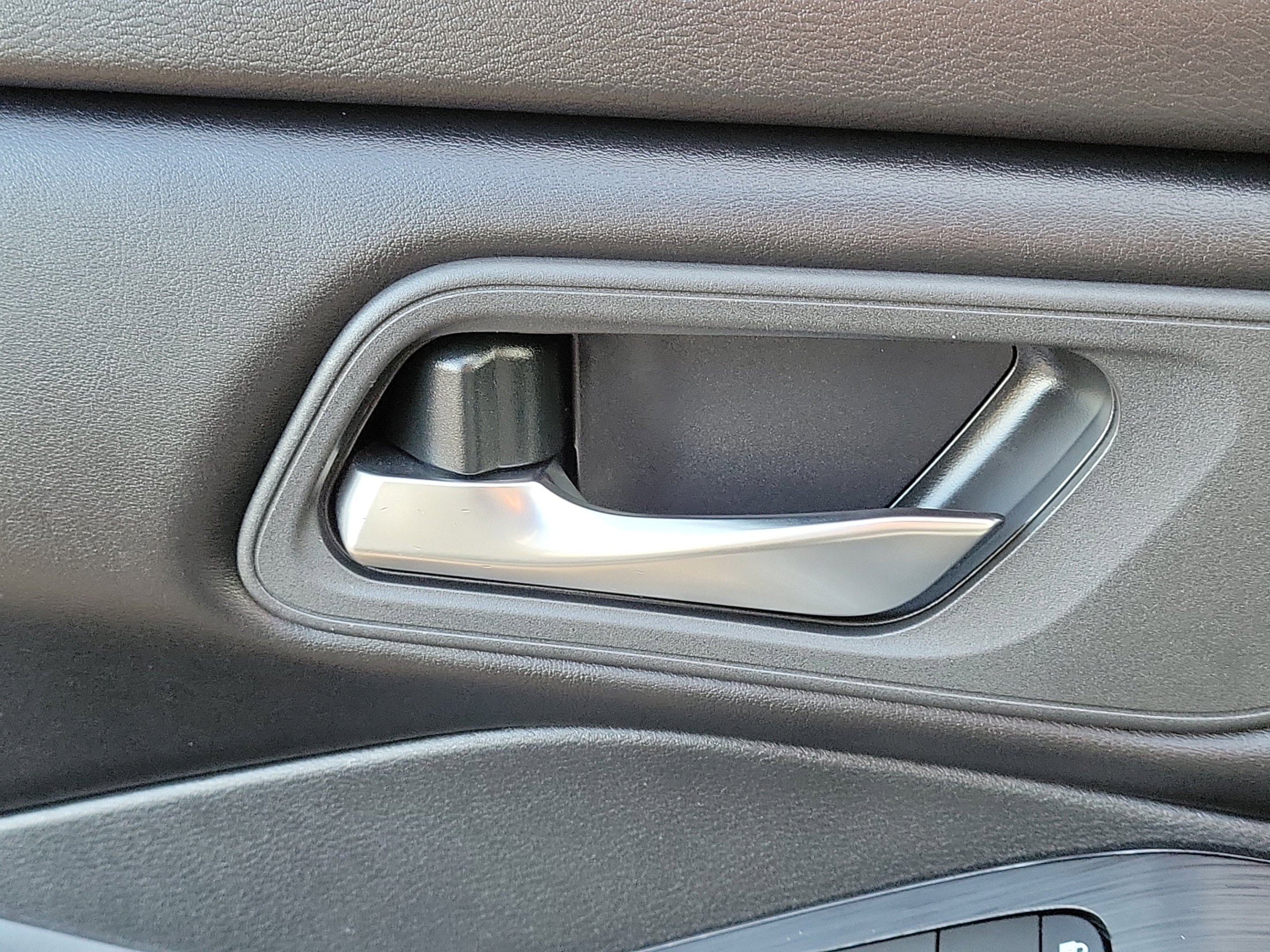 Used 2024 Gun Metallic Nissan SV image 26
