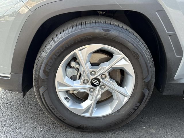 Certified Used 2024 Gray Hyundai SE image 11
