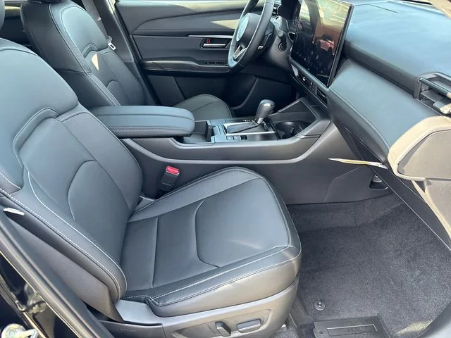 New 2026 Jet Black Mica Mazda 2.5 S Premium Plus AWD image 18