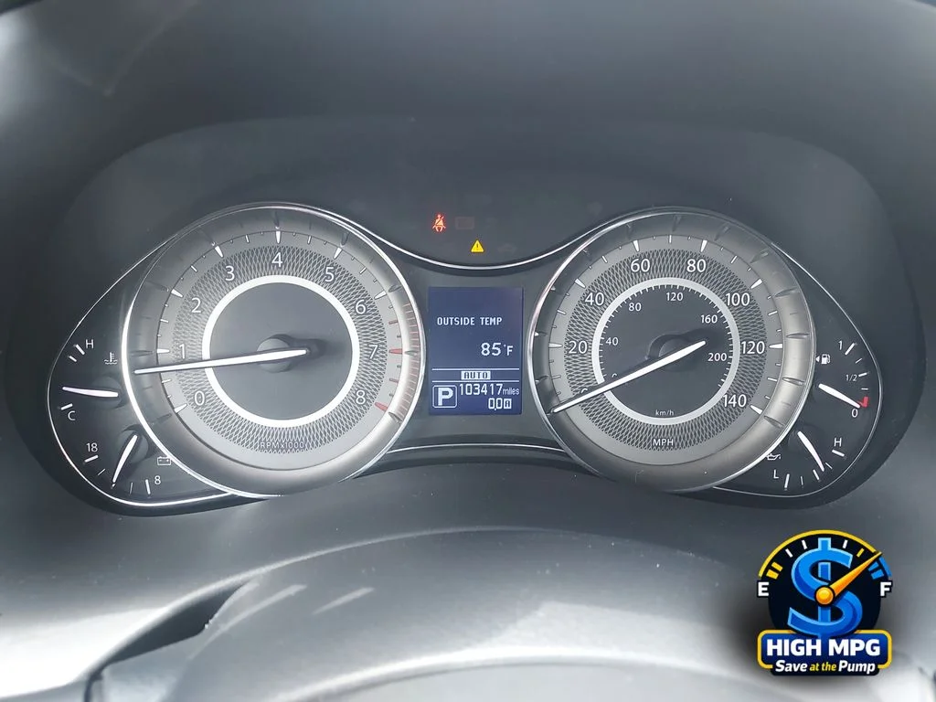 Used 2017 Black INFINITI Base image 13